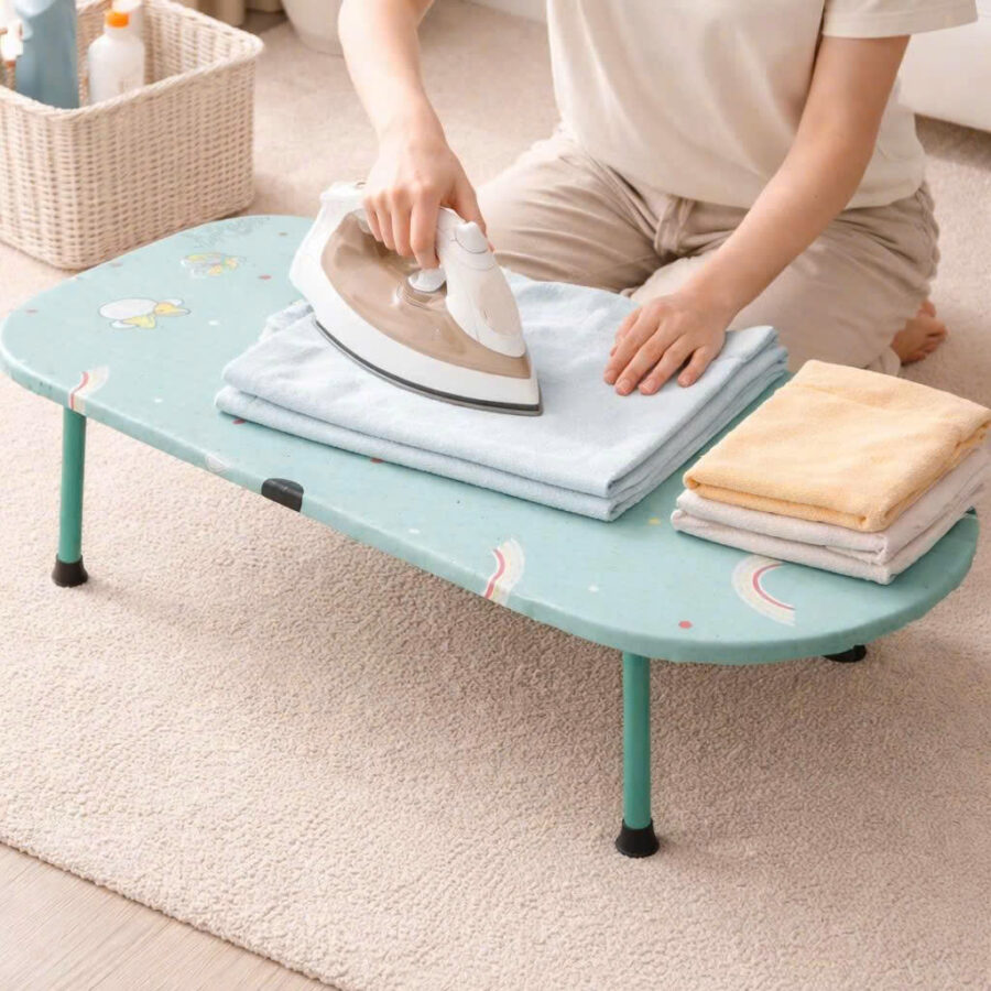 Bàn kê ủi đồ, cầu là quần áo xếp gọn size 30*60cm