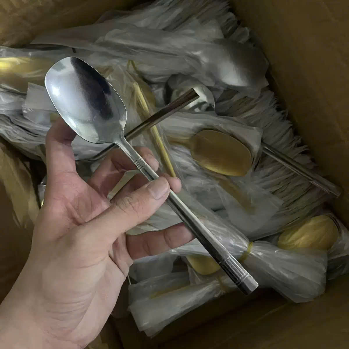 z7723503751129_3571860afa5f0b7c0b831535a5391876