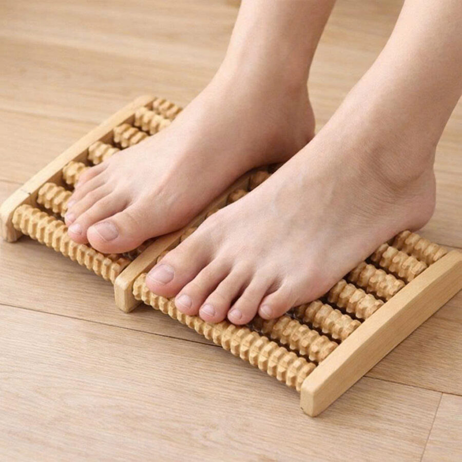 Dụng cụ massage chân 8 hàng màu nhạt (V)