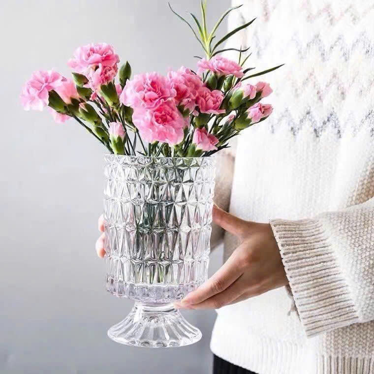 Bình hoa thủy tinh chân đế 19cm (V)