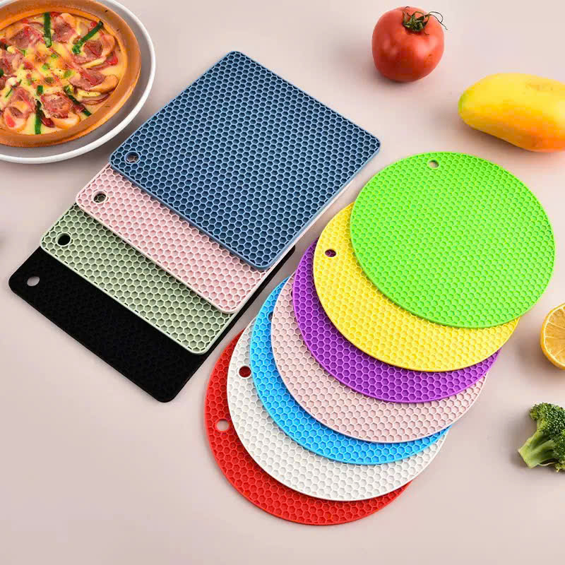 Tấm lót nồi silicon, bắt nóng silicon vuông 18x18cm (V)